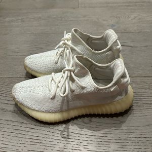 Yeezy Boost 350 White Size 7 women’s (size 6 men’s)